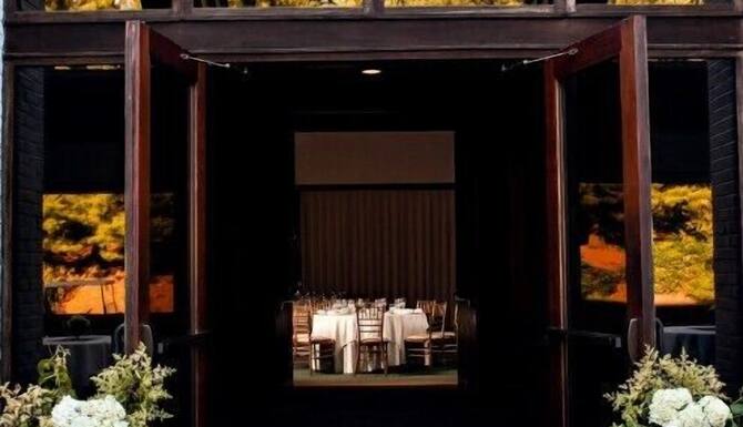 The Lodge At The International In Bolton Ma Expedia