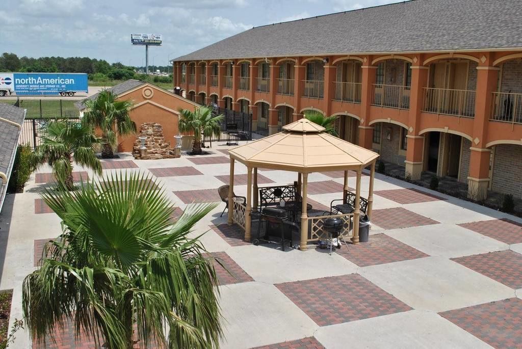 Executive Inn in Katy, United States