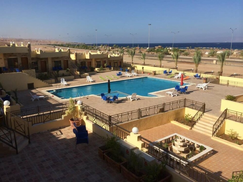 Almarsa Village Dive Resort 2018 Room Prices Deals Reviews Beach Ocean View Featured Image