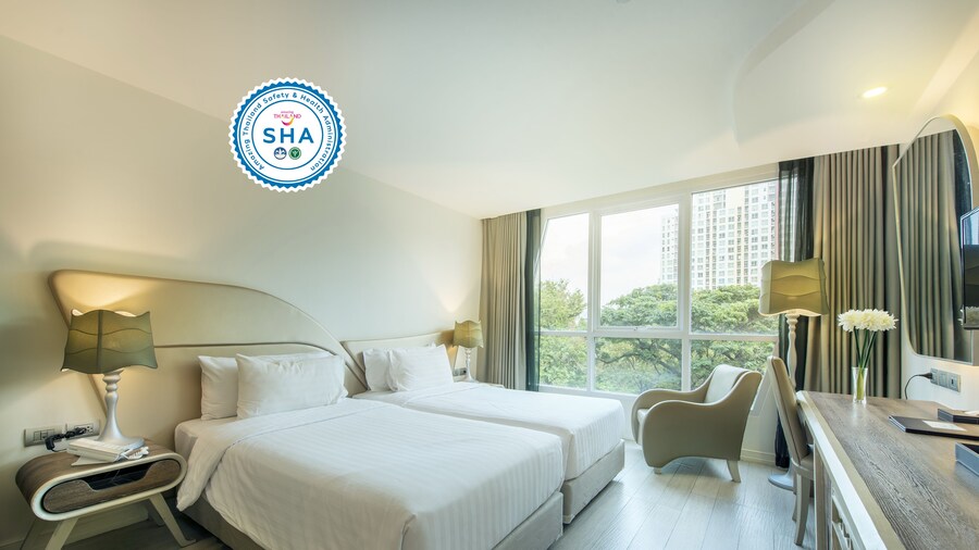 Le Tada Parkview Hotel