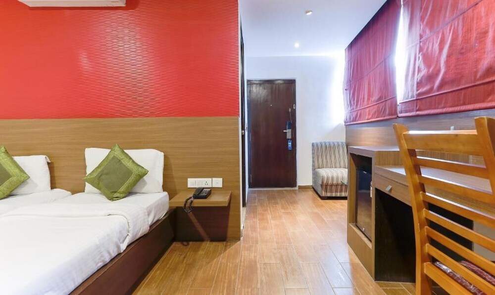 Foto - Treebo Trend Edge St Marks Road