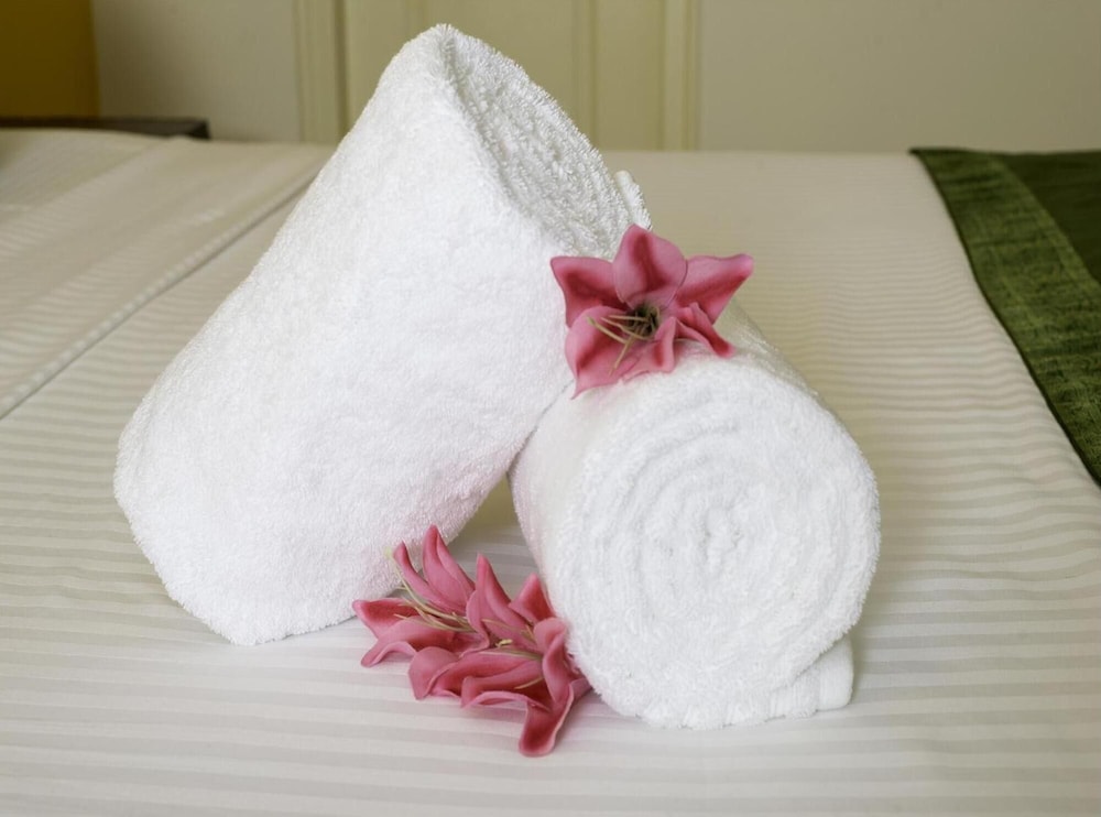 Foto - Treebo Trend Edge St Marks Road