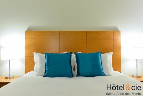 Great Place to stay Hôtel & cie near Sainte-Anne-des-Monts