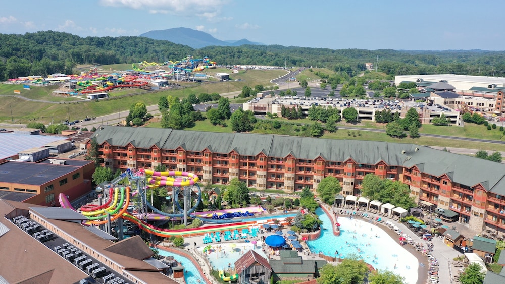 Wilderness at the Smokies Stone Hill Lodge in Sevierville Best