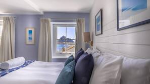 Free WiFi, linens