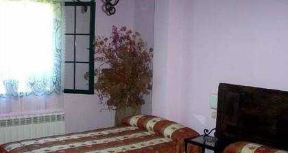 Hostal Rural El Manantial De Gredos