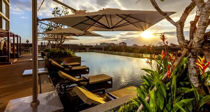 Crowne Plaza Vientiane, an IHG Hotel