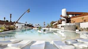 4 piscinas al aire libre, sombrillas, tumbonas