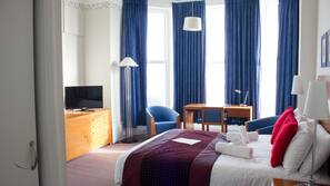 In-room safe, desk, iron/ironing board, free WiFi