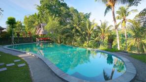 Outdoor pool, open 7:30 AM to 7:00 PM, pool umbrellas, pool loungers