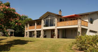 Chalet Eiger Lodge