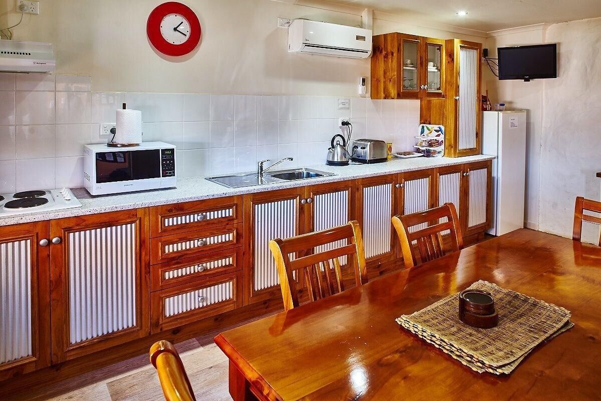 Underground Bed And Breakfast