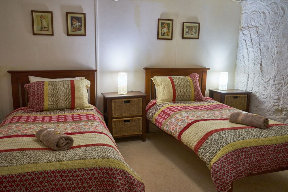 Underground Bed and Breakfast in Coober Pedy Best Rates & Deals on Orbitz