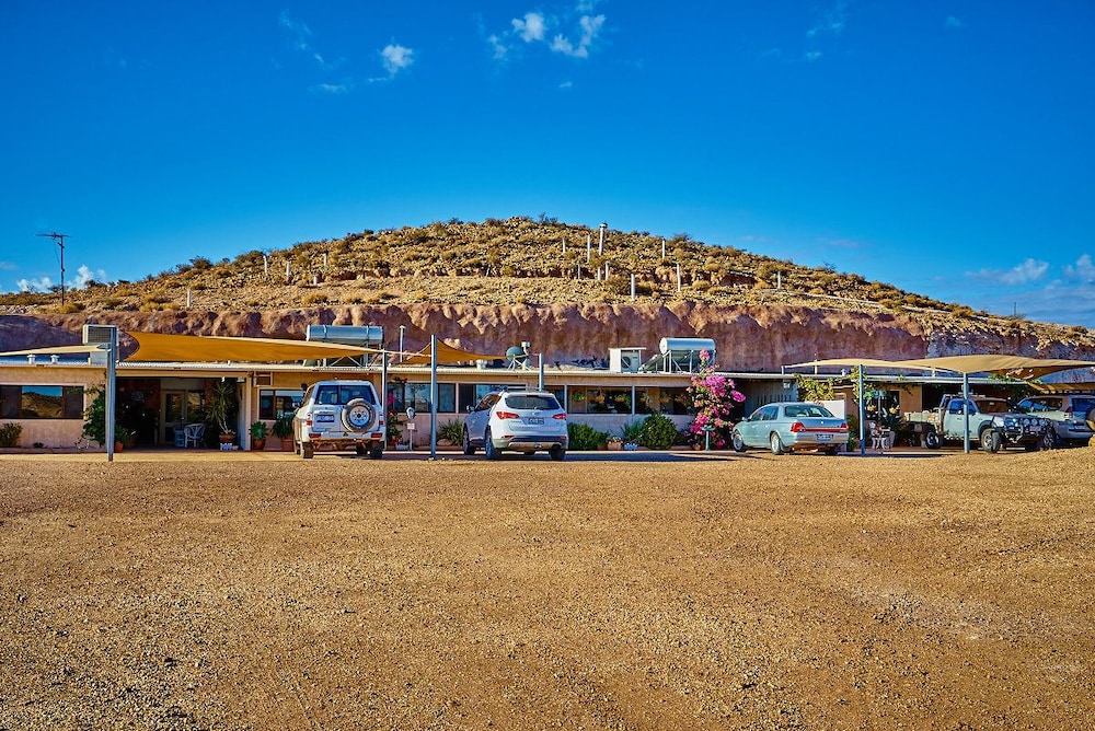 Underground Bed and Breakfast Deals & Reviews (Coober Pedy, AUS) Wotif