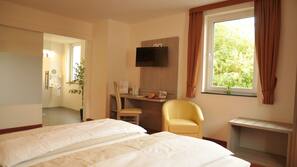 In-room safe, desk, soundproofing, cribs/infant beds