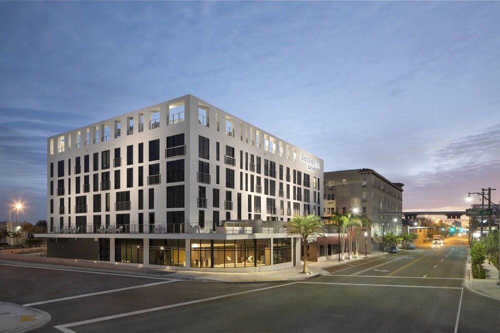 Residence Inn By Marriott Miami Beach South In Hotel Residence Inn By Marriott Miami Beach South 3 0 Out Of 5 Exterior Featured Image