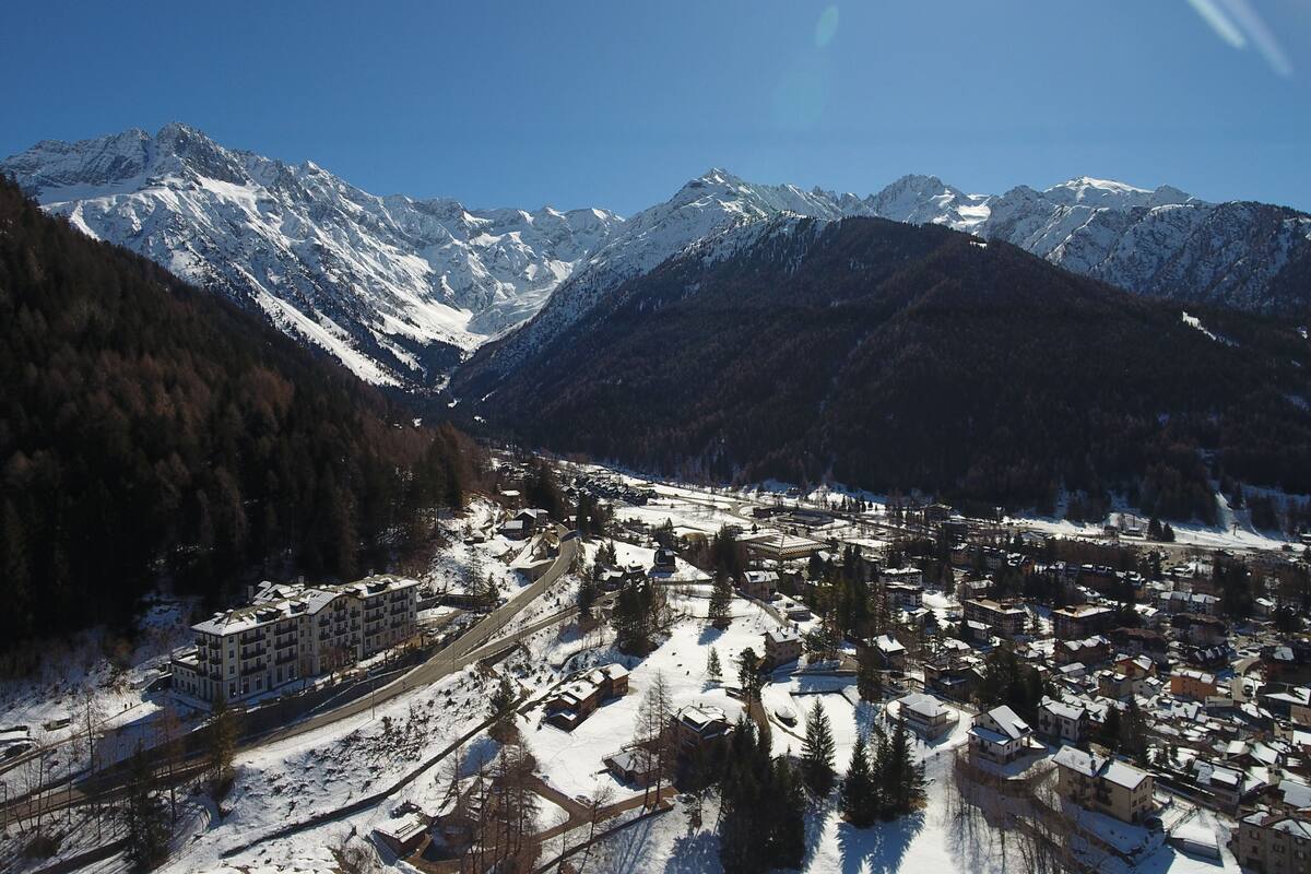 Palace Pontedilegno Resort In Ponte Di Legno Expedia