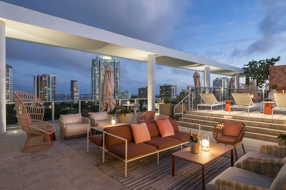 Rooftop terrace, Novotel Miami Brickell