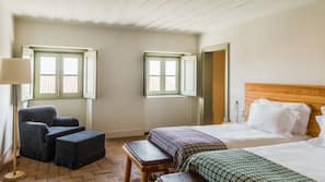 Minibar, in-room safe, desk, soundproofing