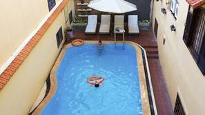 Piscine extérieure