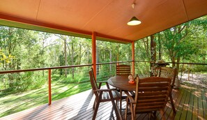 Kingfisher Cottage | Balcony