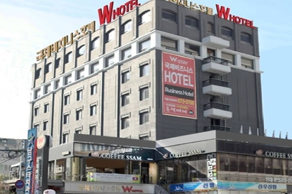 国際ビジネス ホテル 口コミ 部屋写真 料金 お得情報 エクスペディア