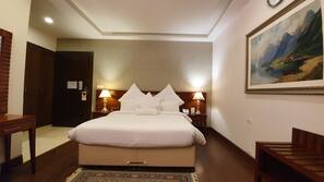 Premium bedding, Select Comfort beds, minibar, in-room safe