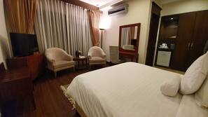 Premium bedding, Select Comfort beds, minibar, in-room safe