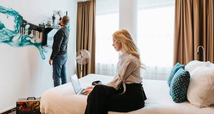 The Hague Teleport Hotel