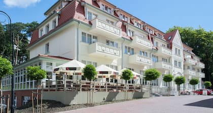 Hotel Cesarskie Ogrody
