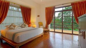Minibar, in-room safe, iron/ironing board, rollaway beds