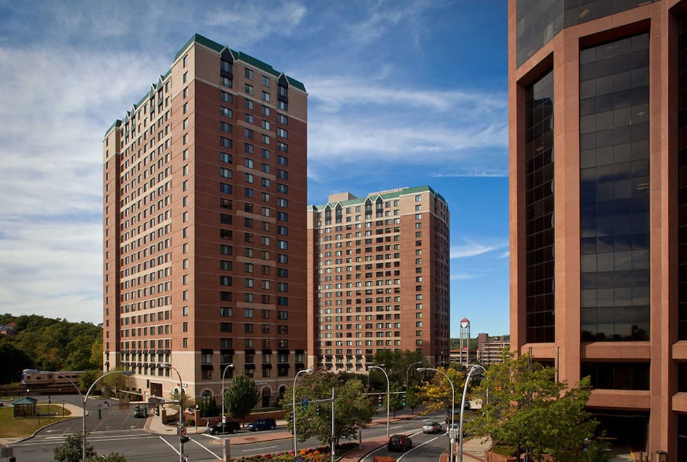 Global Luxury Suites in White Plains in White Plains, United States