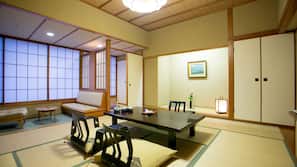 Desk, laptop workspace, iron/ironing board, free WiFi