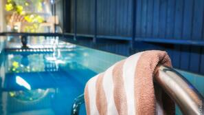 Piscine couverte