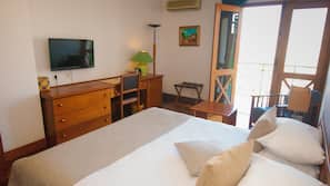 Minibar, in-room safe, desk, blackout curtains