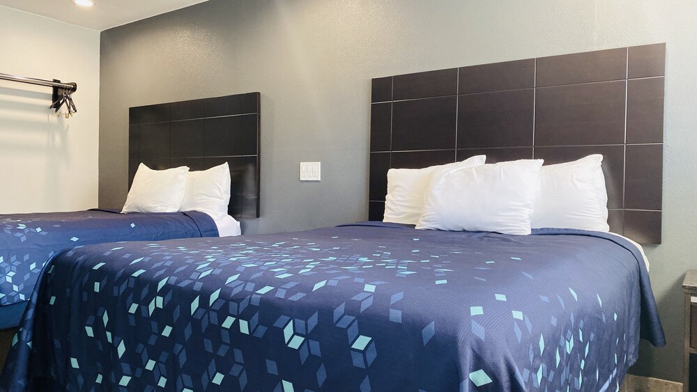 Scandia Motel In Carlsbad Hotel Rates Reviews On Orbitz