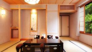 In-room safe, blackout curtains, free WiFi
