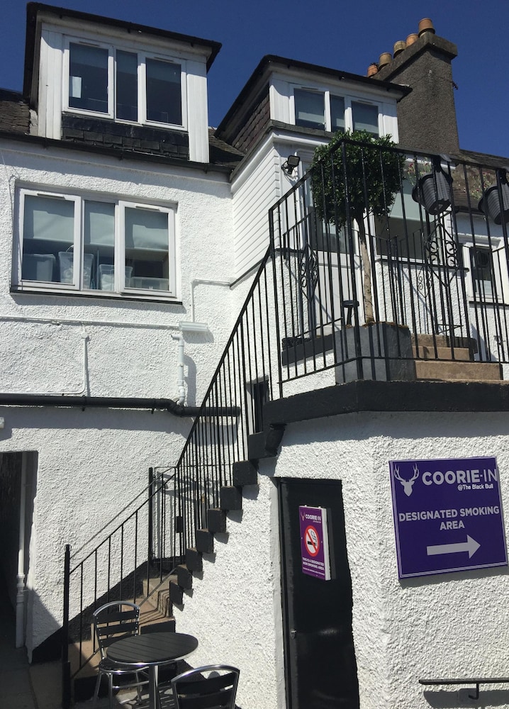 Black Bull with Rooms