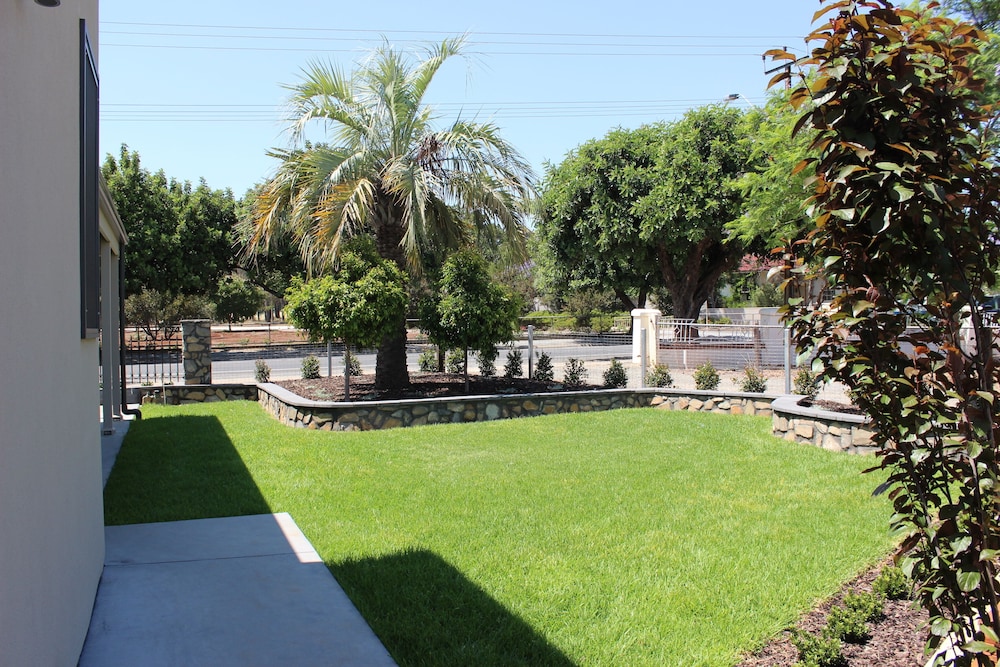 Garden, Barossa Bed & Breakfast