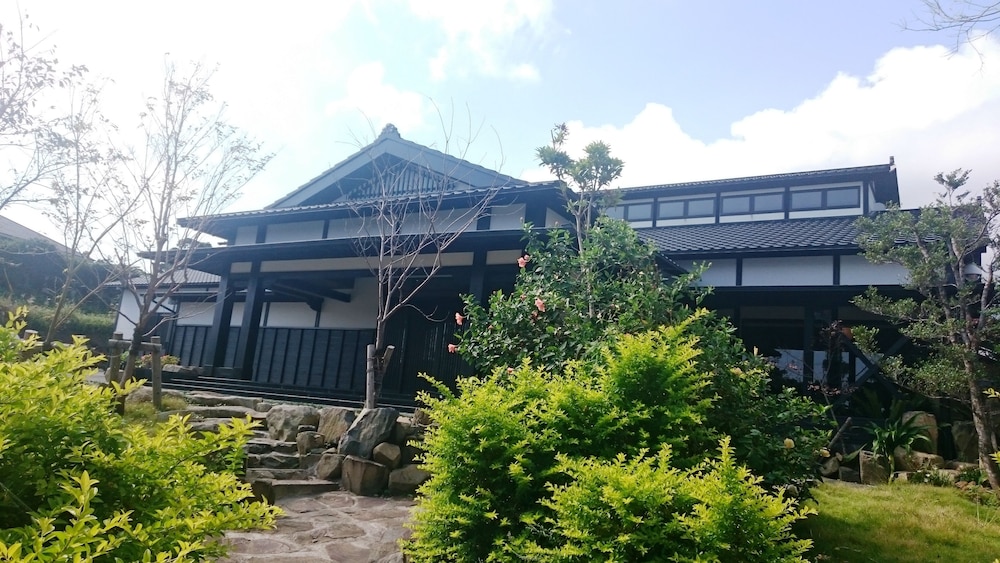 Yakushima Jomon No Yado Manten in Yakushima, Japan