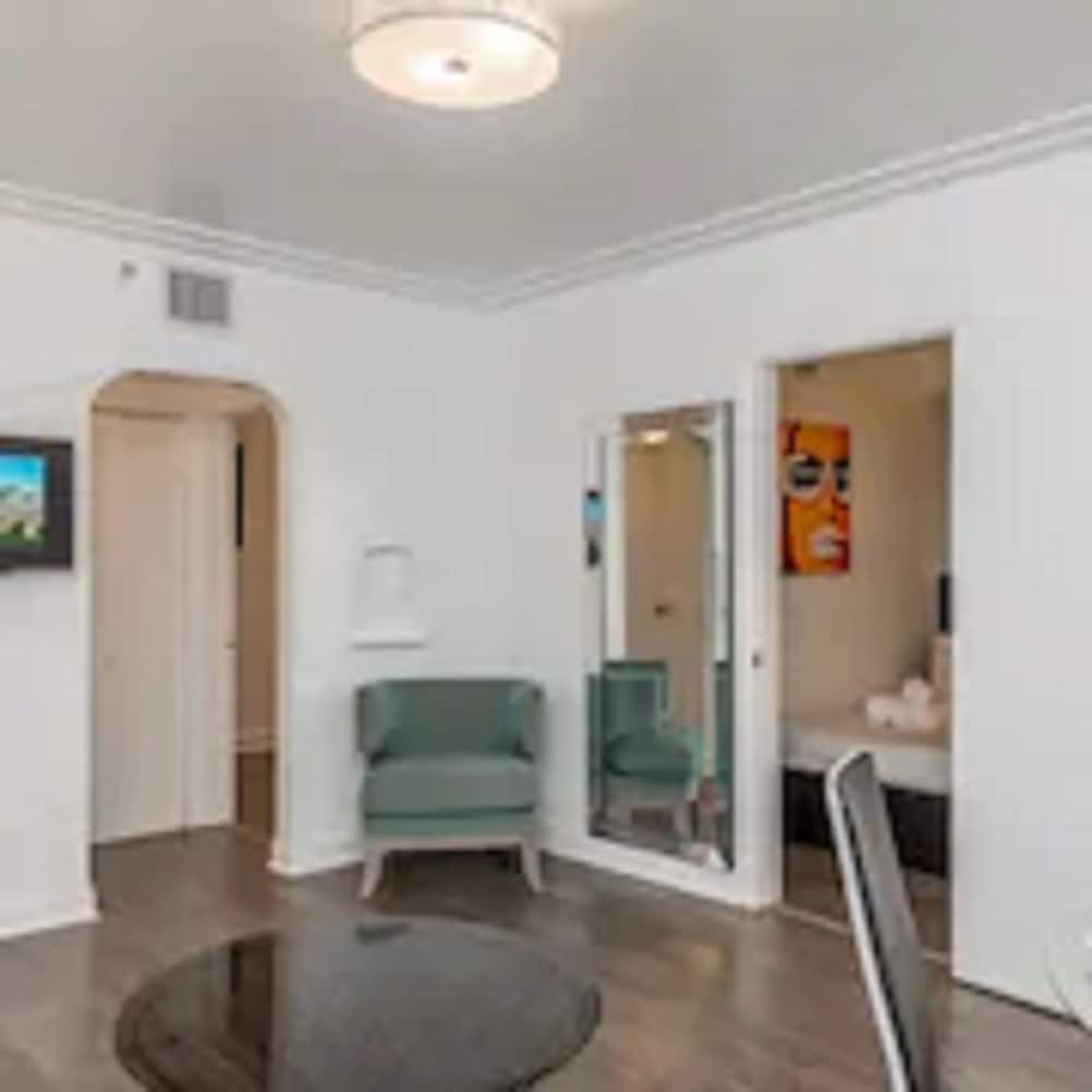 Courtyard Apartments Part of the Oasis Casita Collection in Miami