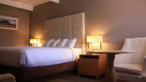 Bureau, Wi-Fi gratuit, draps fournis