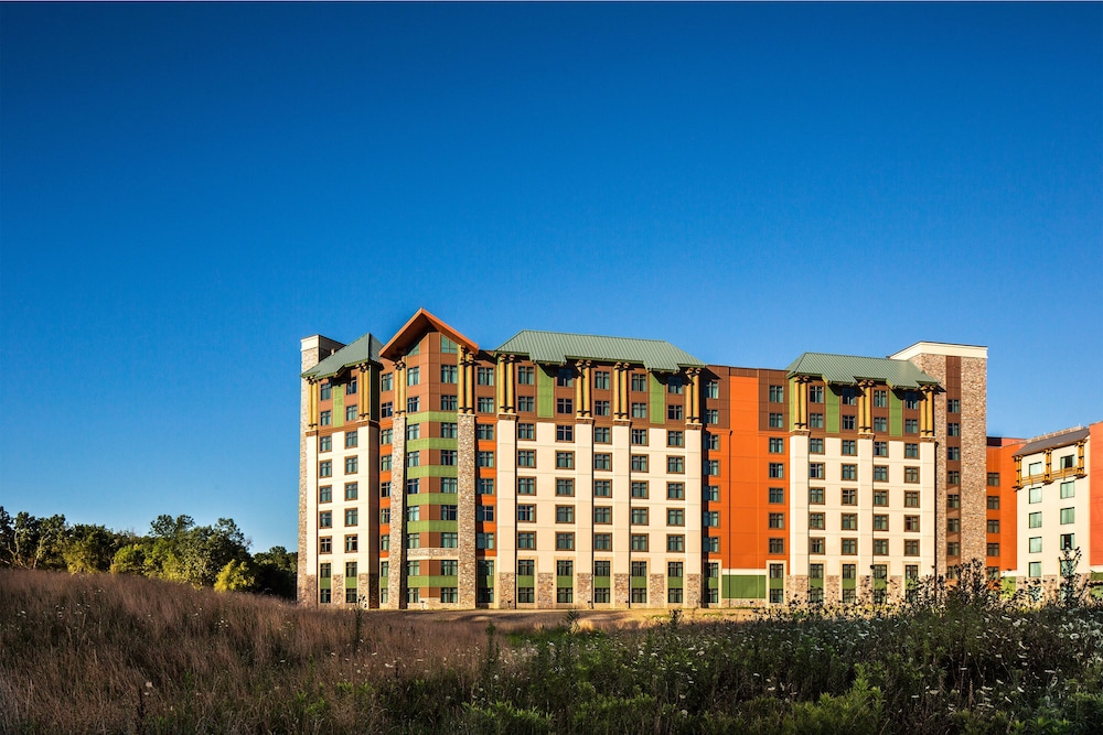 Four Winds Resort New Buffalo 2018 Room Prices Deals Hotel Front