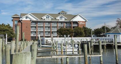 The Anchorage Inn and Marina