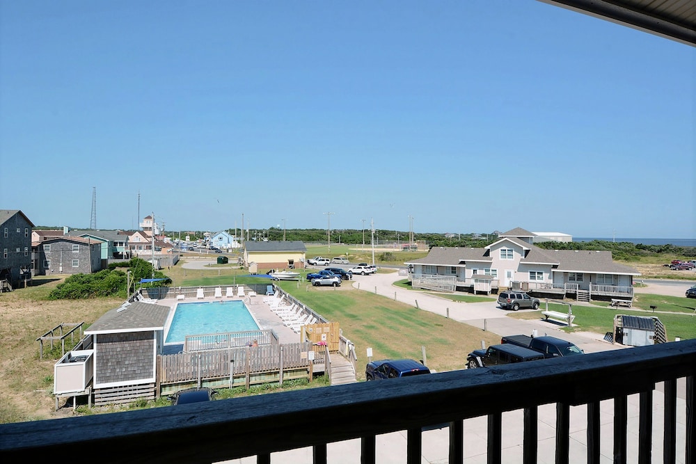 Lighthouse View Oceanfront Lodging in Buxton Best Rates & Deals on Orbitz