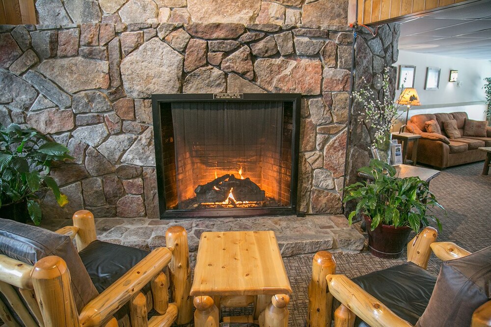 Black Bear Lodge in Waterville Valley Best Rates & Deals on Orbitz
