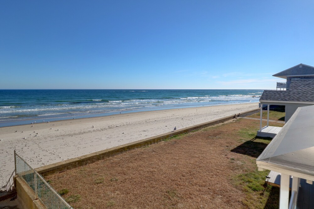 Atlantic Oceanfront Hotel in Wells Best Rates & Deals on Orbitz