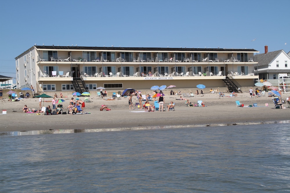 Atlantic Oceanfront Hotel in Wells Best Rates & Deals on Orbitz