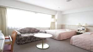 Minibar, in-room safe, desk, free WiFi
