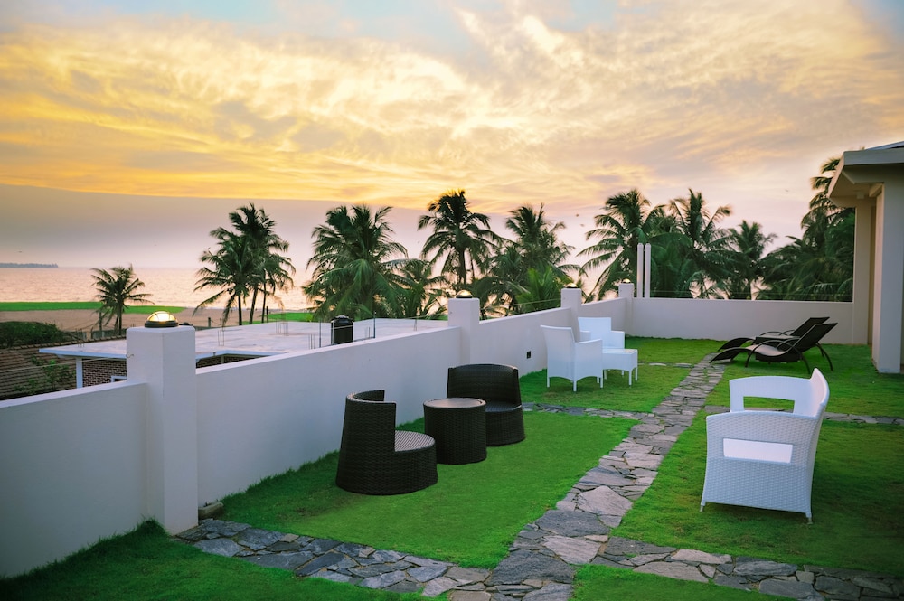 Blue Water Boutique Hotel Negombo Blue Water Boutique Hotel Negombo